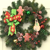 Gingerbread Man Accent Wreath